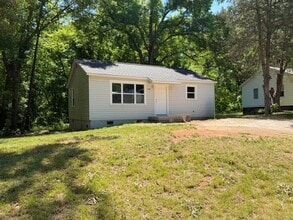 Building Photo - 1543 Bristol Dr