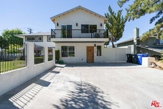 Building Photo - 23906 Darbun Dr