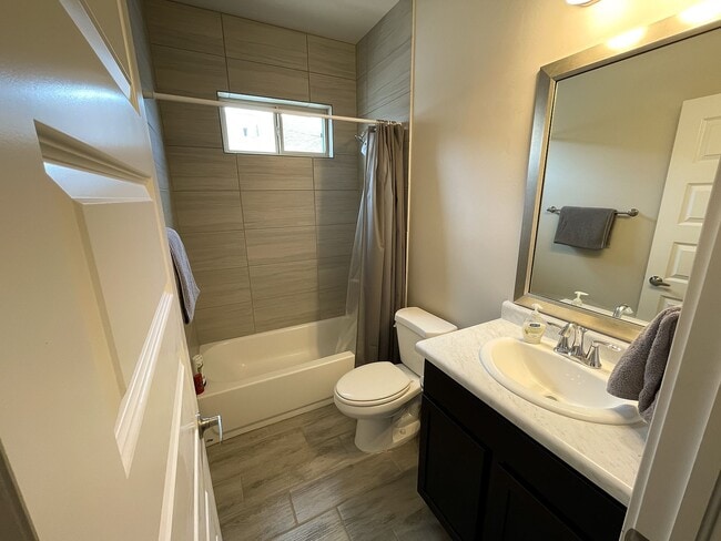 Building Photo - 4549 Red Mountain Cir