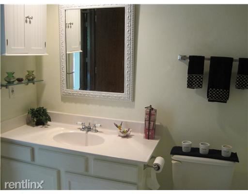 Building Photo - 5461 Wild Oak Dr