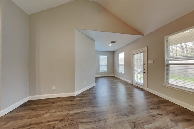 Building Photo - 6827 Kotlan Ct