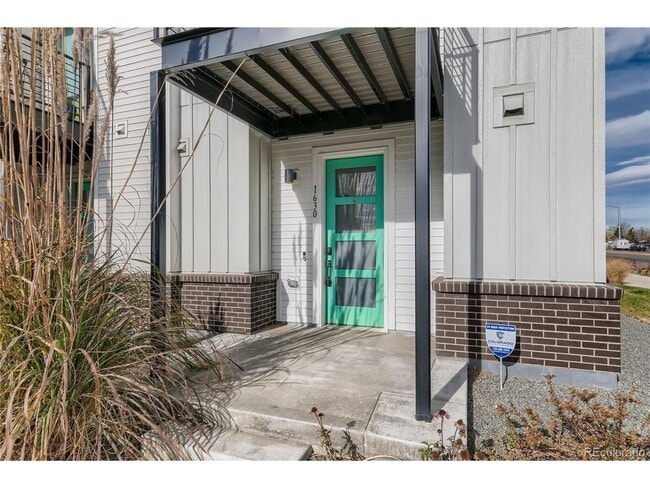 Photo - 1630 West 67th Cir House