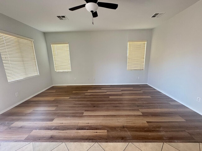 Foto del edificio - 4610 W Dunbar Dr