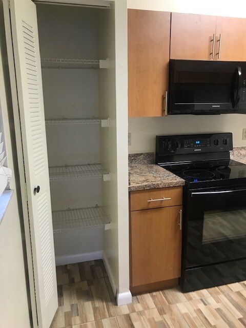 Foto del edificio - 9710 Hammocks Blvd