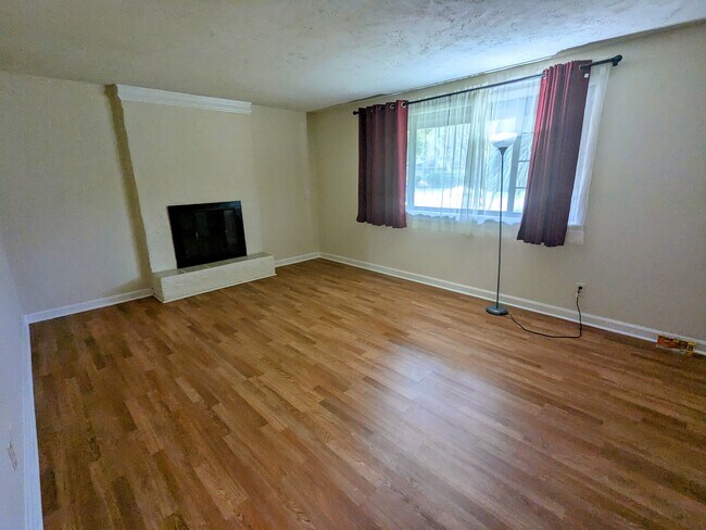 Foto del edificio - 1107 Meridian Dr