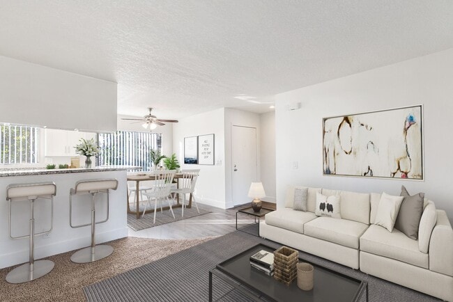 Open-concept layout - Woodglen Apartments