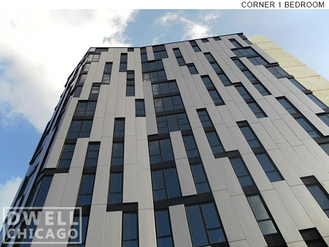 Building Photo - 1601 W Division St