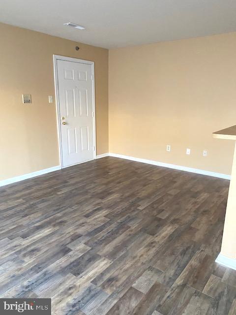 Primary Photo - 6 Banyan Wood Ct
