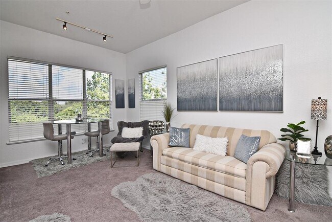 Foto del edificio - 8929 Legacy Ct