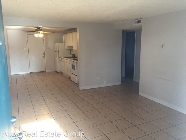 Building Photo - 7165 Grove Way