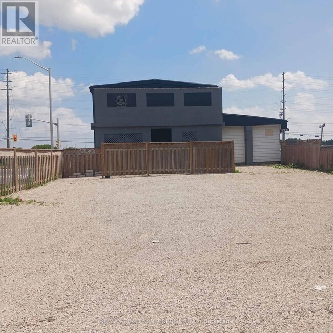 Building Photo - 12993 Steeles Ave