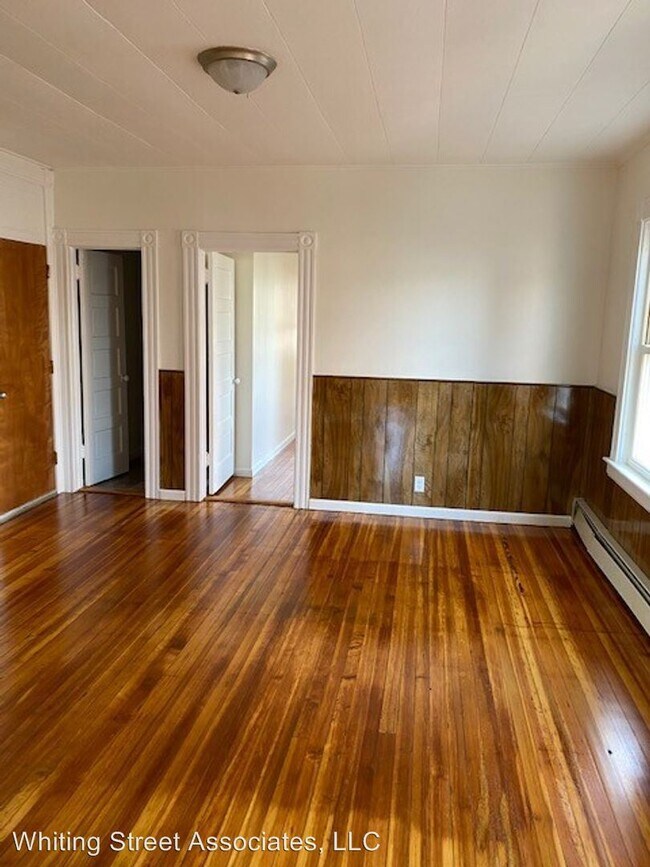 Building Photo - 40 Horace St