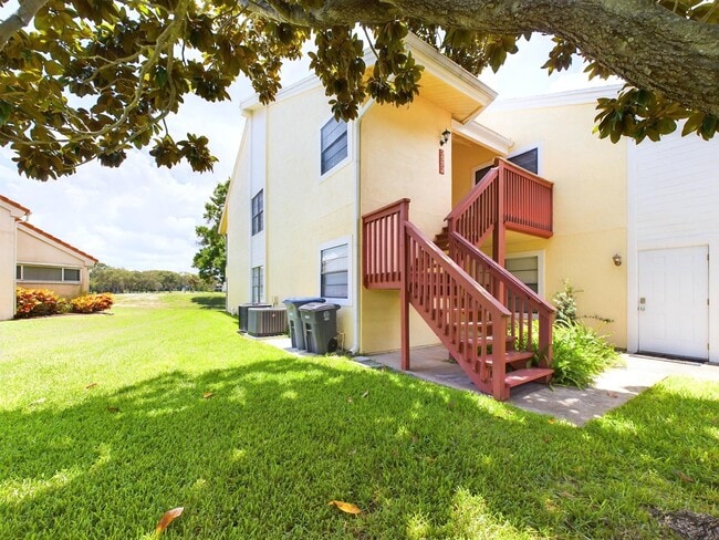 Building Photo - 3572 Muirfield Dr