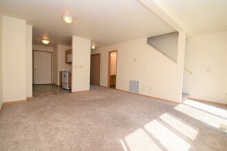 Building Photo - 2431 Wheeler Dr