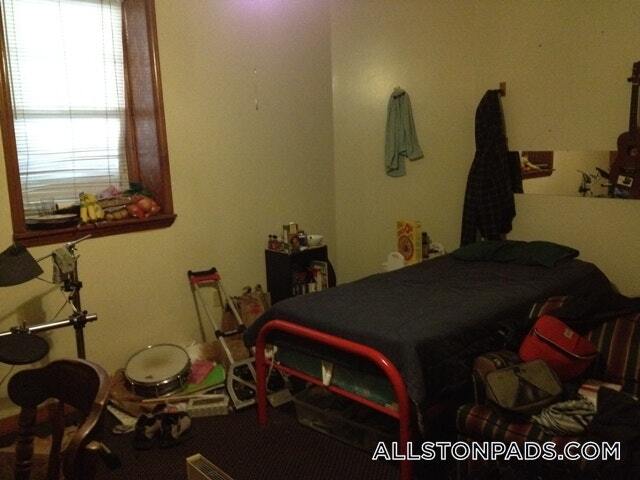 Building Photo - 14 Gardner St