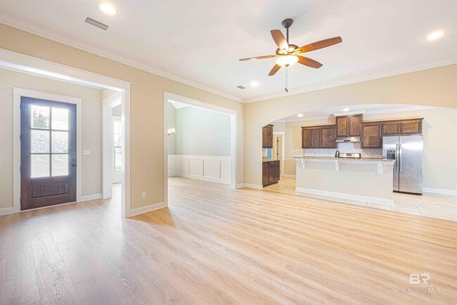 Building Photo - 27069 Gramercy Ln