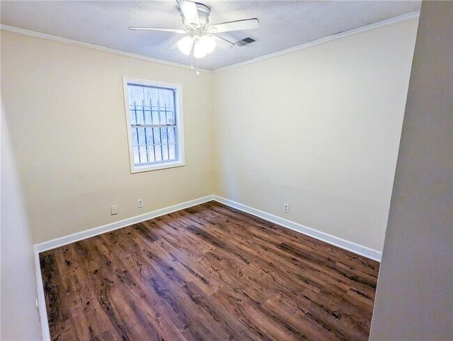 Foto del edificio - 688 Thomasville Dr SE