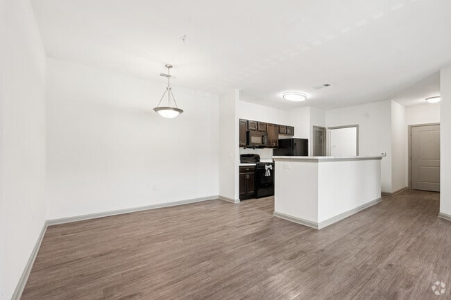 3BR, 2BA - 1,202SF - Dining Room - Arbours at Covington