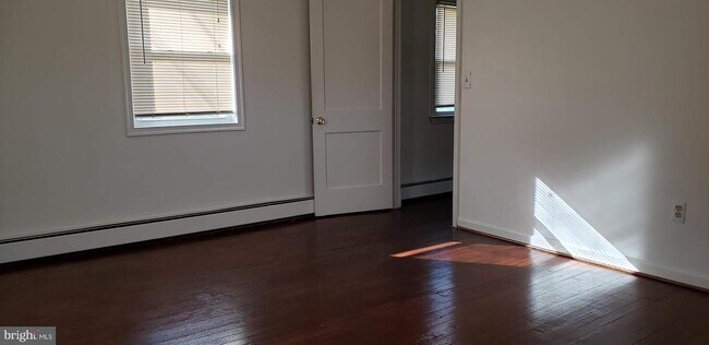 Building Photo - 4132 Cliffvale Rd