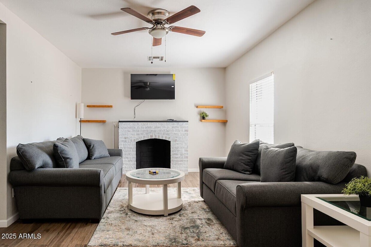 Foto principal - 1514 E Fillmore St