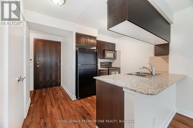 Photo du bâtiment - 25 Viking Ln