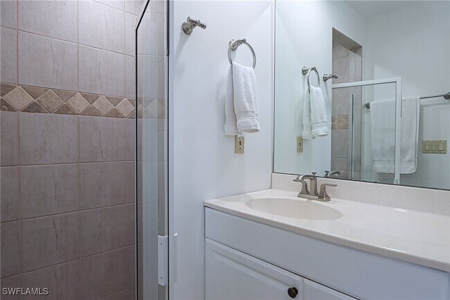 Foto del edificio - 1521 Gordon River Ln