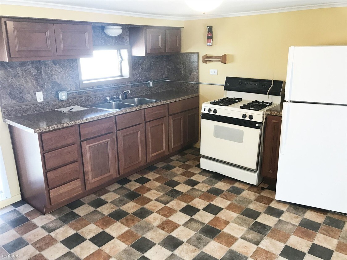 Primary Photo - 1 br, 1 bath Apartment - 209 E Spruce St