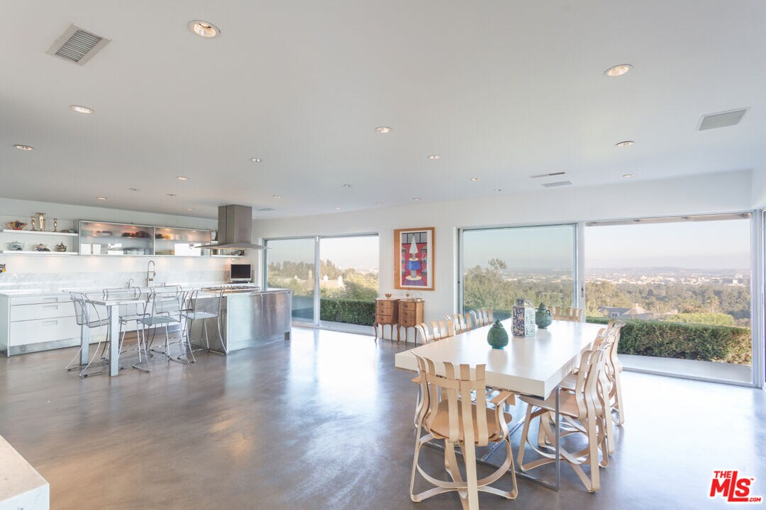 Foto del edificio - 1230 Shadow Hill Way