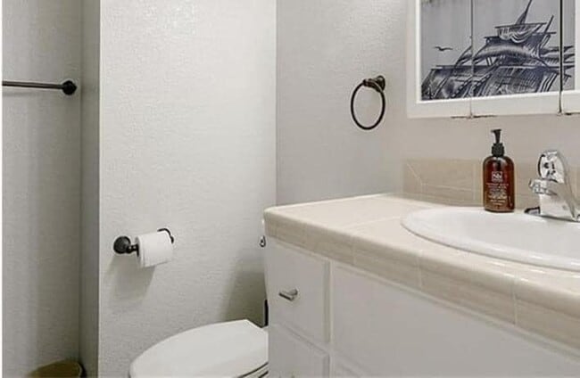 Building Photo - 8860 La Riviera Drive-Unit C