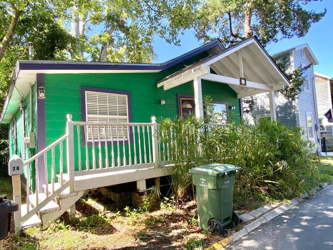 Primary Photo - 74 Lincoln St