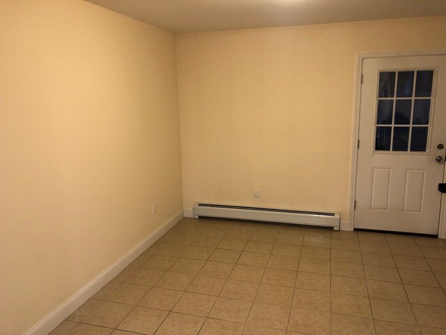 Foto del edificio - 4 Gaines Ct