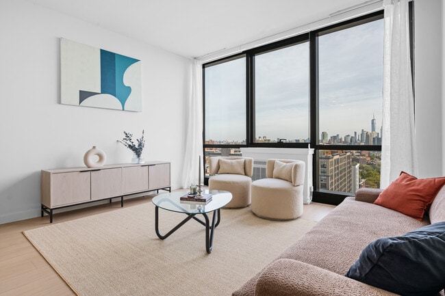 Building Photo - CMPND 632 Newark