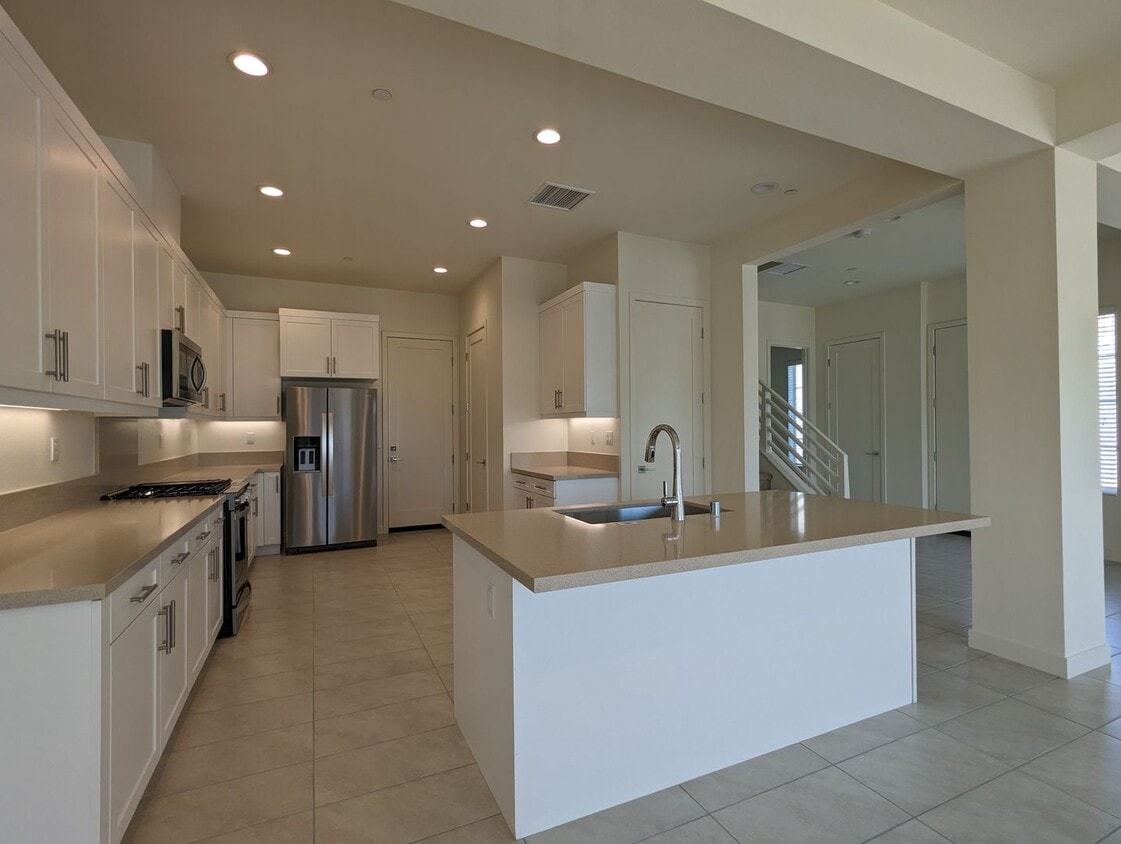Primary Photo - Beautiful Two-Story Four Bedroom Home at t...