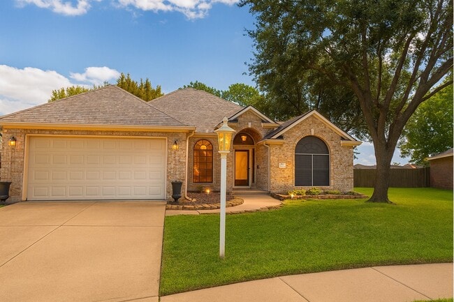 Foto del edificio - 10706 White Oak Park Ct