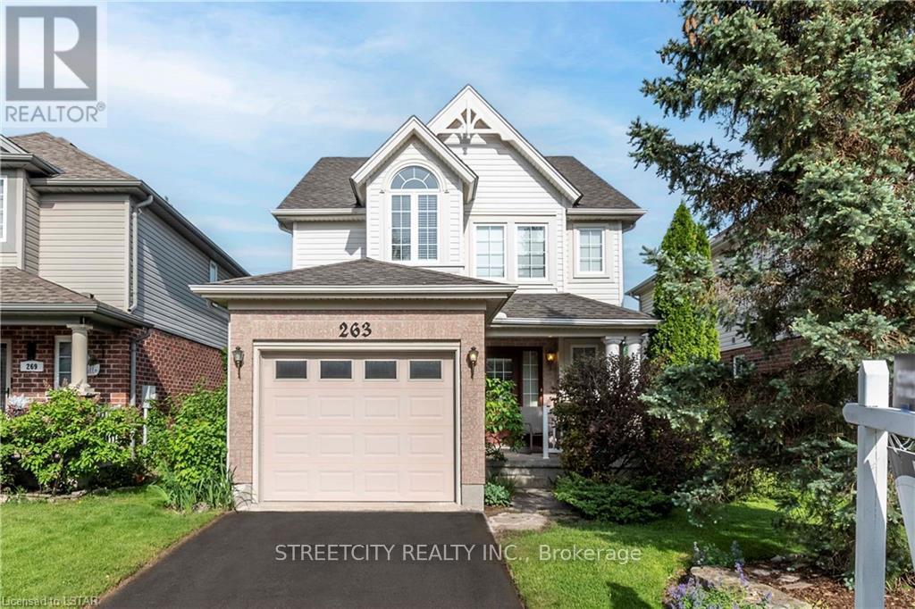 Photo principale - 263 Rossmore Ct