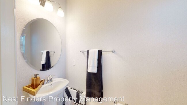 Building Photo - 3 br, 2.5 bath House - 12079 Calvesta St