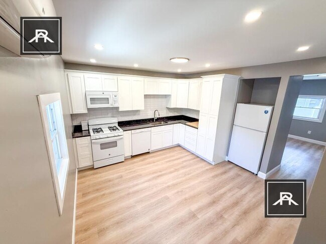 Foto del edificio - 2 bedroom in Waltham MA 02453