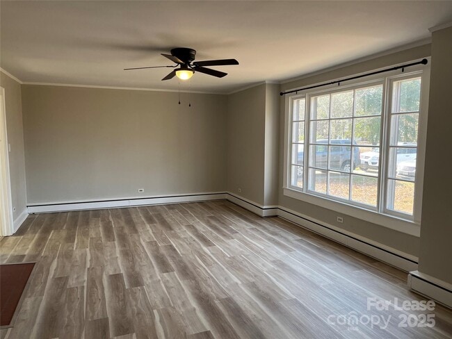 Foto del edificio - 668 N 6th St