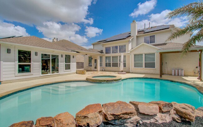 Foto del edificio - 1510 Lake Grayson Dr