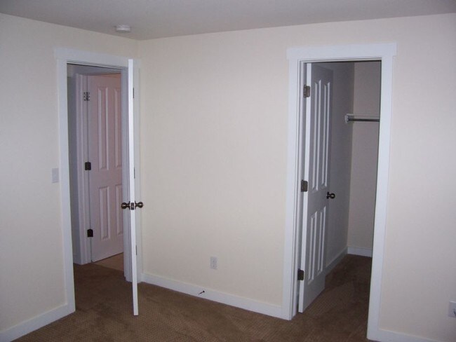 Building Photo - 1257 Flycatcher Ln