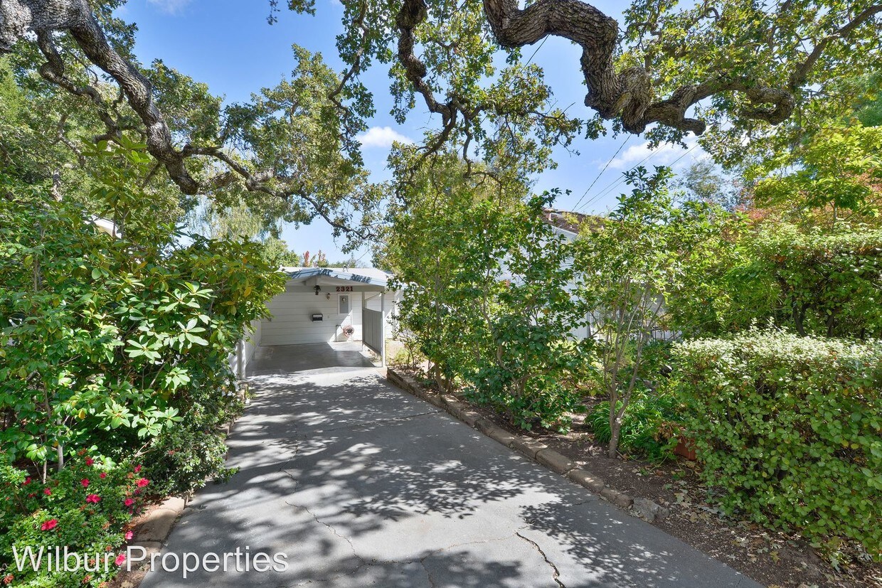 Foto principal - 2321 Amherst St