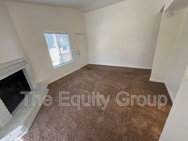 Foto del edificio - 4018 W Meadow Ave