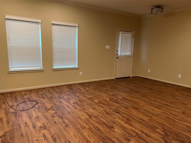 Building Photo - 26148 Avenue E