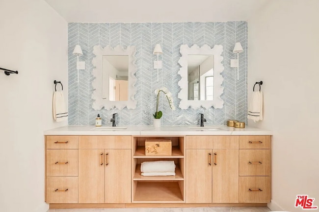 Photo - 17481 Tramonto Dr House