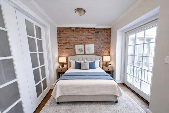 Foto del edificio - 345 W 53rd St