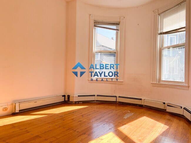 Foto del edificio - 13 Sachem St