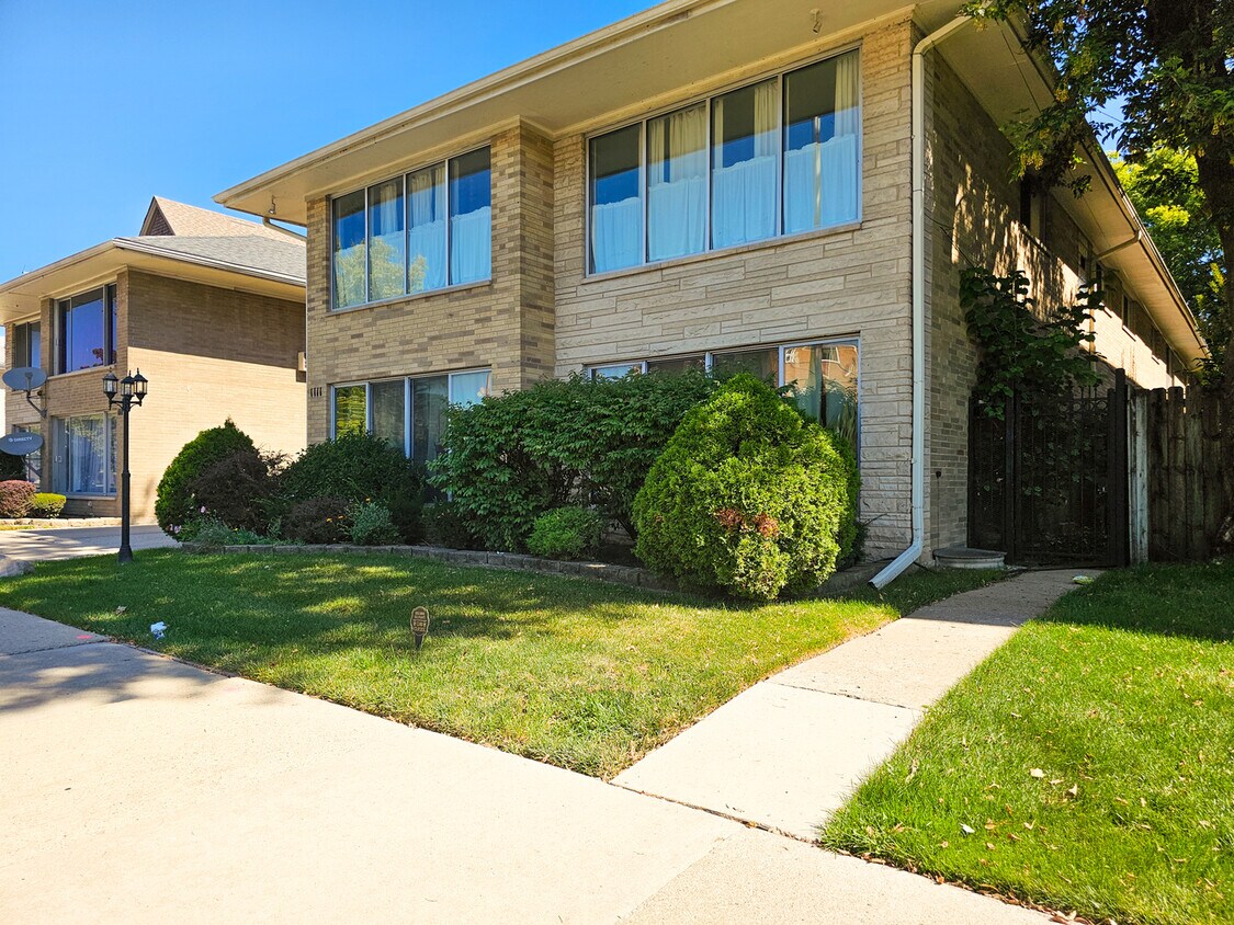 Foto principal - 1111 N Harlem Ave