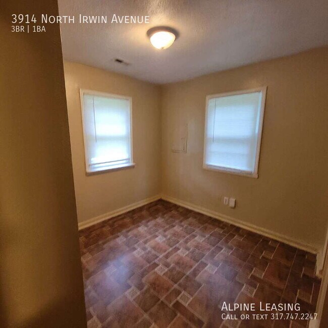 Foto del edificio - 3914 N Irwin Ave