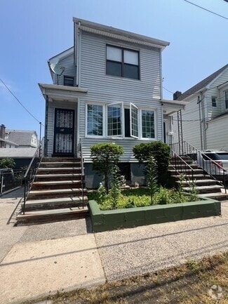 23 Clark St