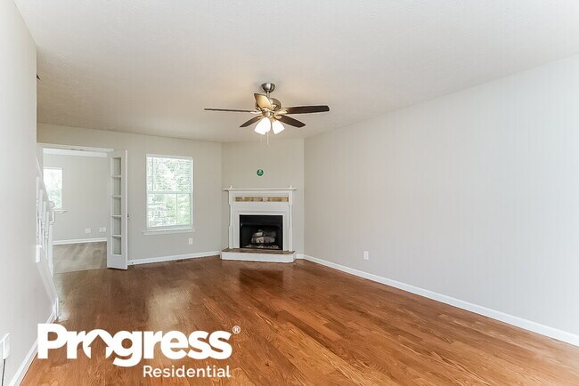 Building Photo - 115 Springfield Dr